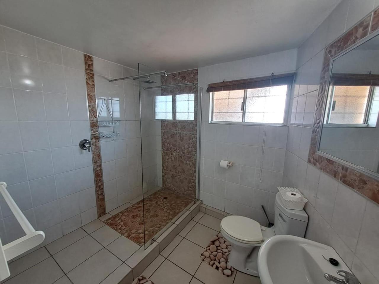 אמנזימטוטי Beachfront Cabanas מראה חיצוני תמונה